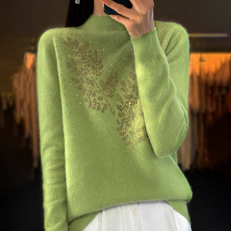 Sweter z drukowaniem liści