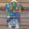 Farverig T-Shirt Med Geometrisk Print