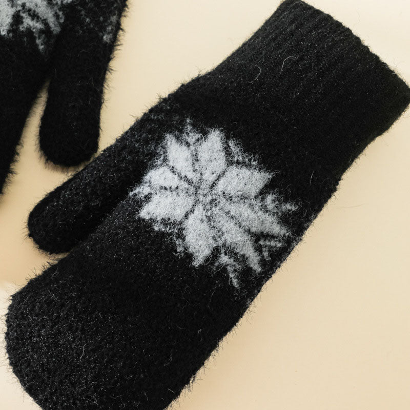 Ciepłe rękawiczki z płatkami śniegu