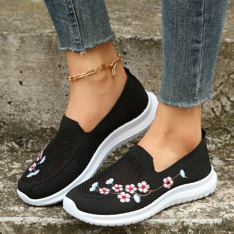 Kwiatowe haftowane oddychające buty