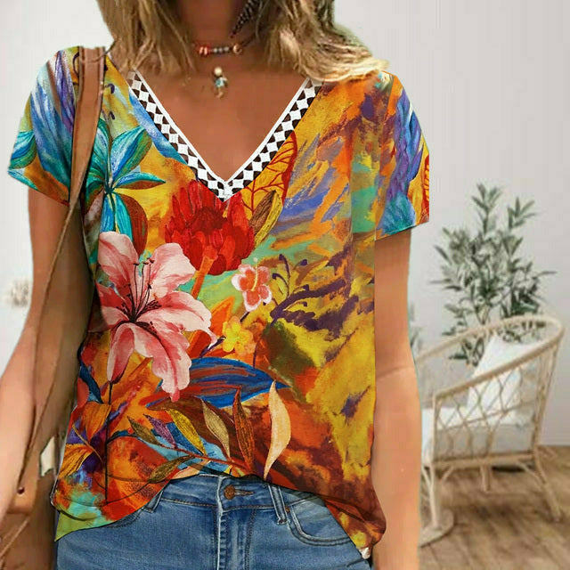 Farverig T-Shirt Med Blomsterprint